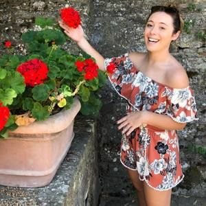 Meet your Posher, Gillian